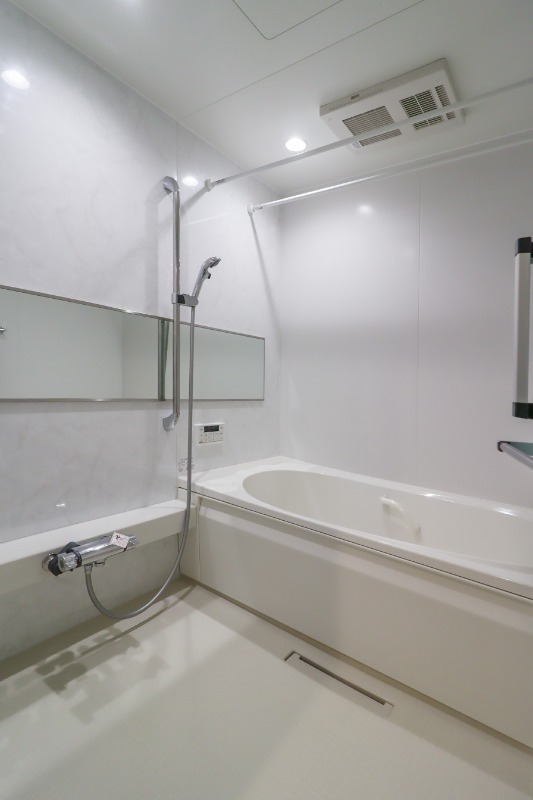 バス・シャワールーム　図面と現状に相違がある場合には現状を優先