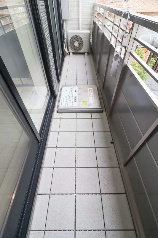 バルコニー　図面と現状に相違がある場合には現状を優先