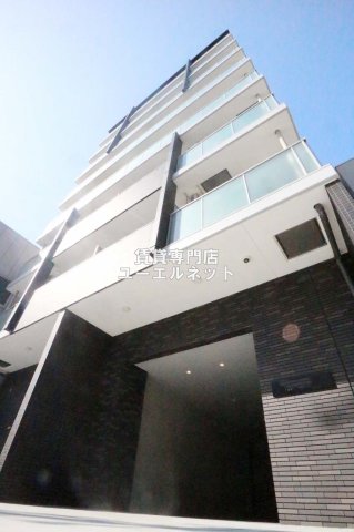 建物外観　シンプルで洗練されたデザインが毎日の暮らしに心地よさをプラス