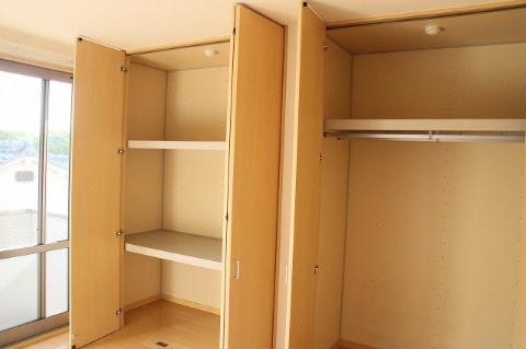 収納　クローゼット