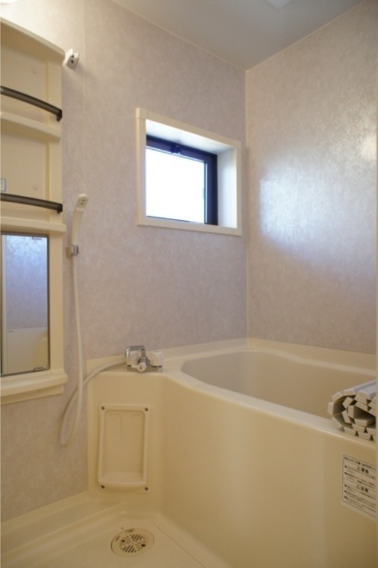 バス・シャワールーム　図面と現状に相違がある場合には現状を優先