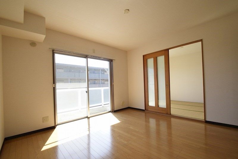 居室・リビング　別室参照。