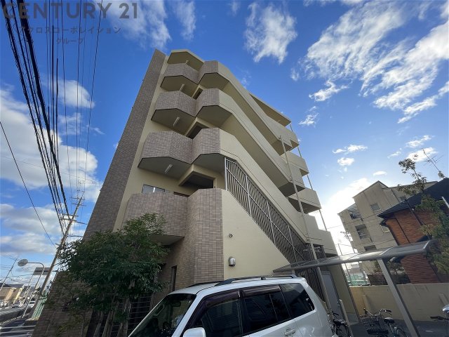 建物外観　敷地内に駐輪場あります！