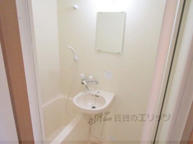 バス・シャワールーム　風呂