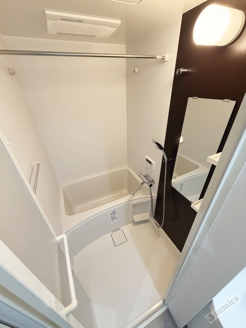 バス・シャワールーム　追い炊き・浴室暖房乾燥機付きバスルーム♪