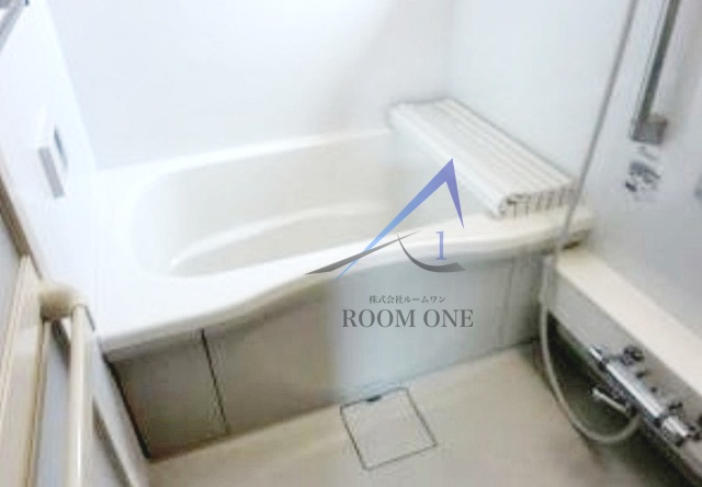 バス・シャワールーム　お風呂です。