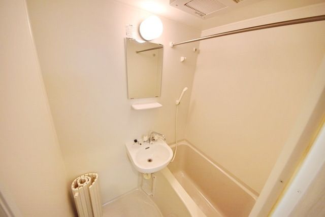 バス・シャワールーム　★★浴室乾燥機能付きバス★★