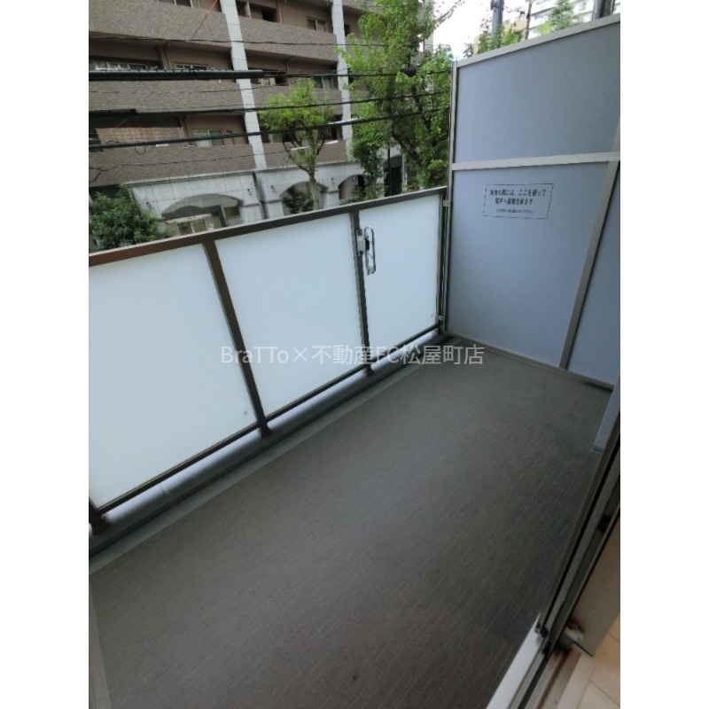 バルコニー　バルコニー