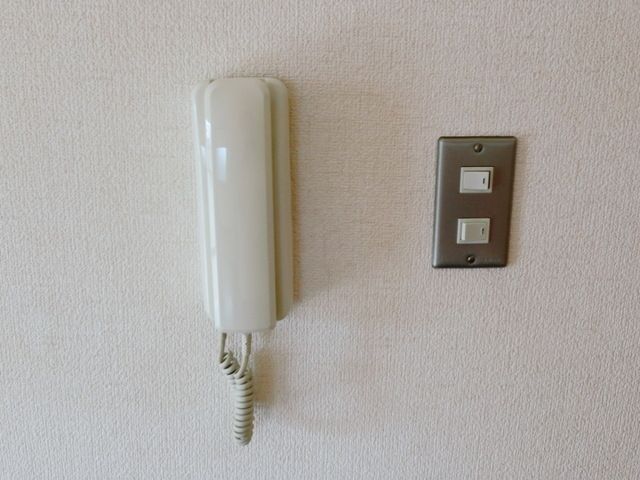 セキュリティ　★インターホンです★