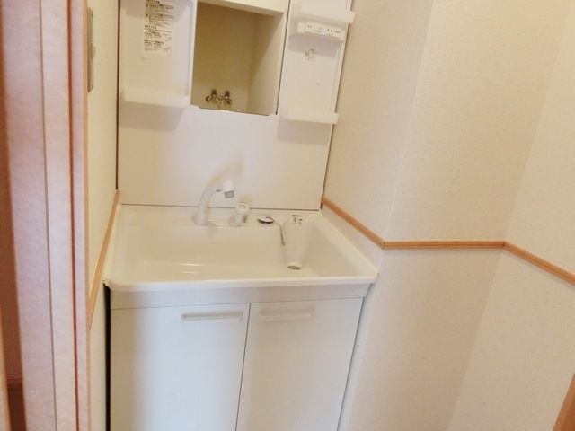 洗面設備　★便利なシャンプードレッサー付です★