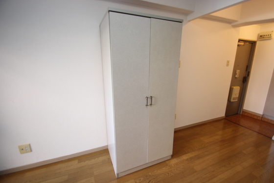 収納　※写真は別号室です
