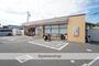 コンビニ　セブンイレブン　生駒有里町店（コンビニ）まで590m