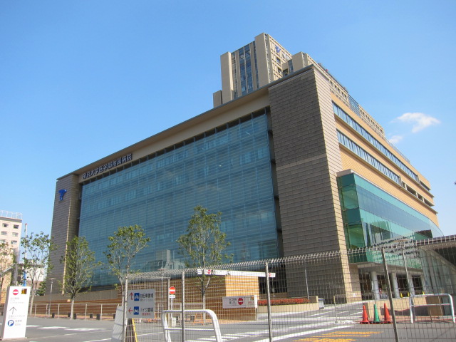 病院　帝京大学医学部附属病院（病院）まで1121m