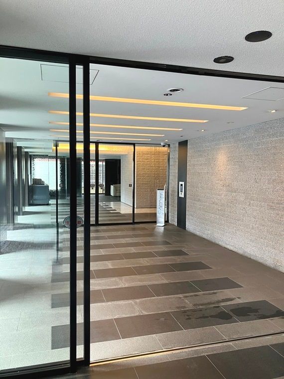 エントランス　毎日通るエントランス！