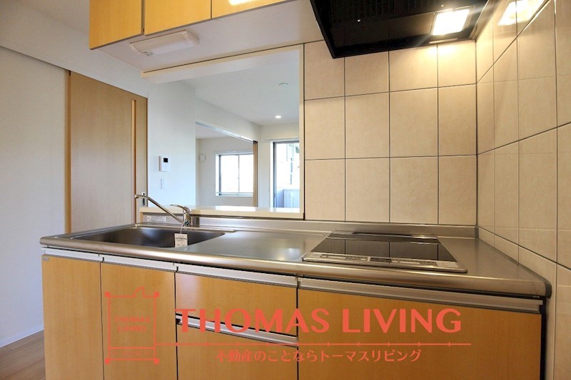 キッチン　IHクッキングヒーター