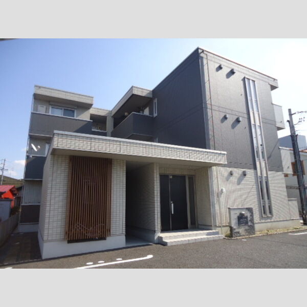 建物外観　北西外観