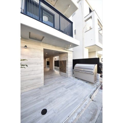 エントランス　☆きれいなエントランス☆