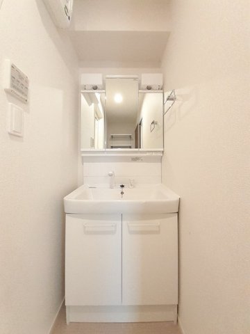 洗面設備　忙しい朝には欠かせない洗面所です