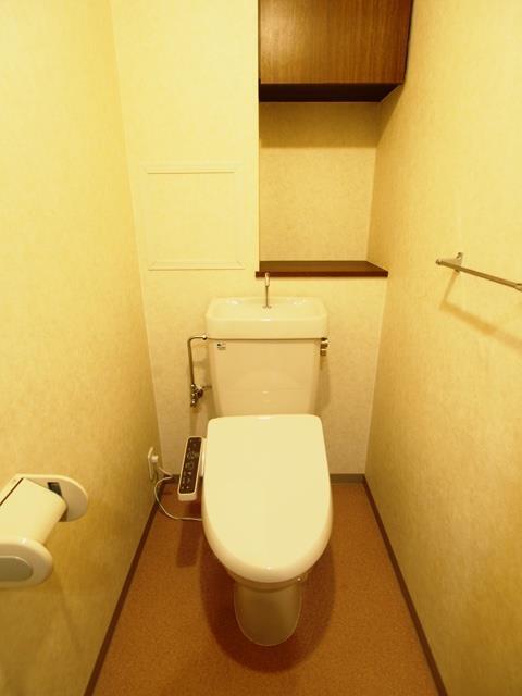 トイレ　温水洗浄便座付きでおすすめ！