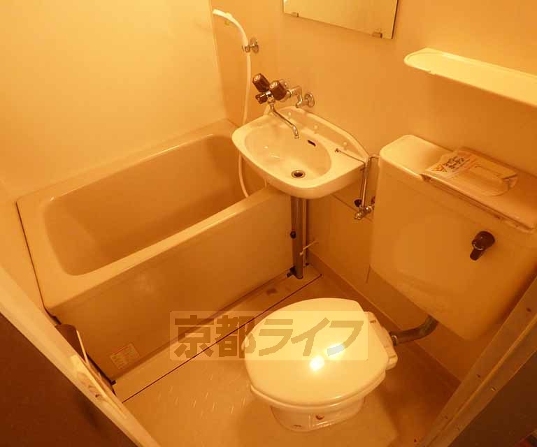 バス・シャワールーム　バスです。