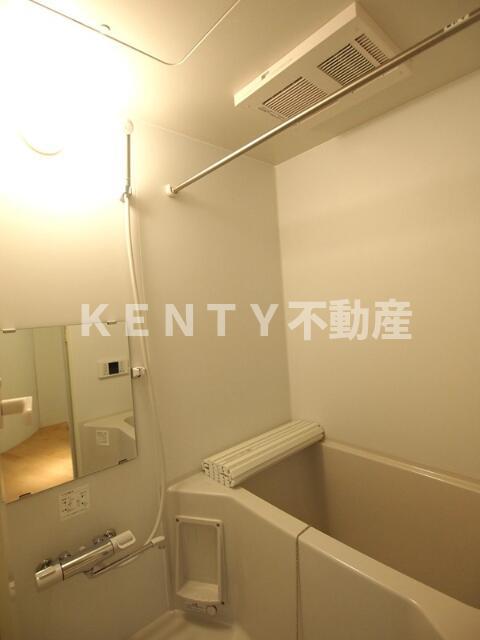 バス・シャワールーム　お風呂で日々の疲れを落としましょう