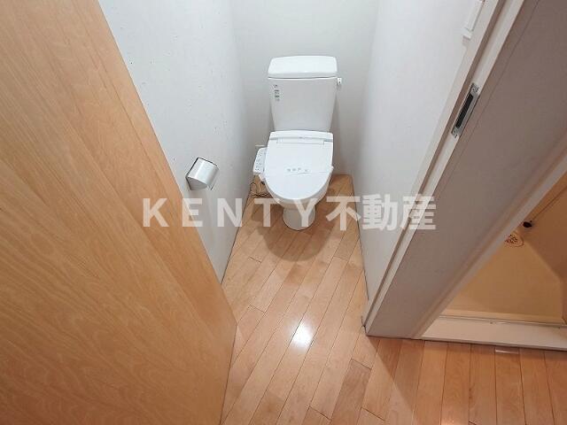 トイレ　落ち着いたトイレです