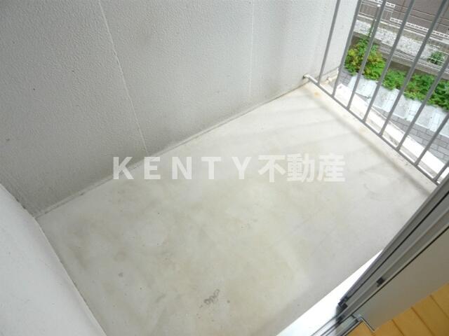 バルコニー　陽当たり良好なバルコニーです