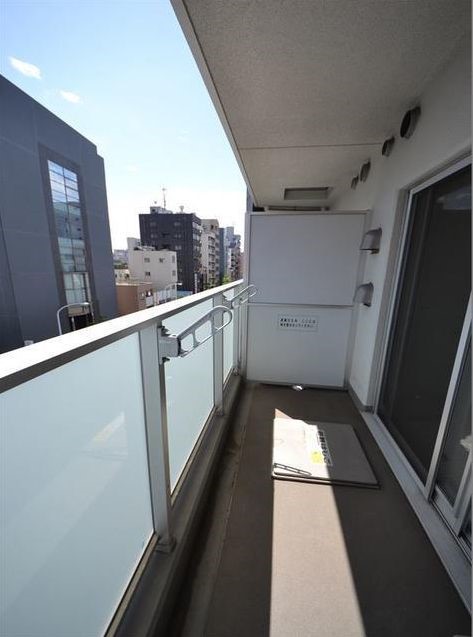 バルコニー　弊社は全物件が仲介手数料半月分でご紹介可能です。