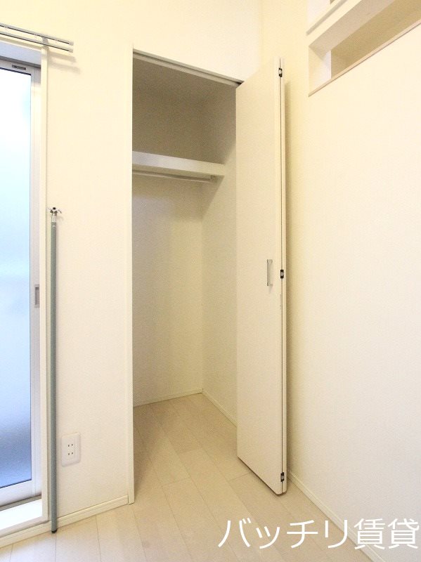 収納　同型タイプの為、現状を優先致します。