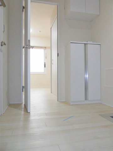 玄関　「b CASA山下町」