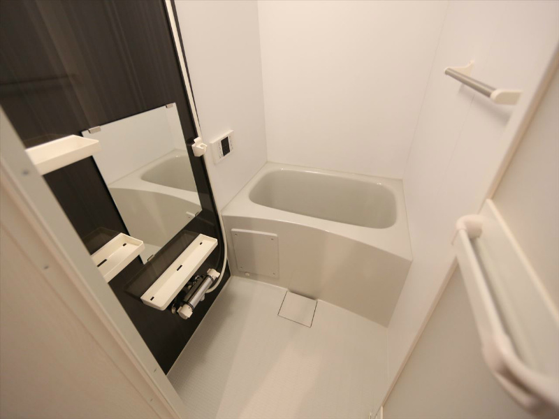 バス・シャワールーム　追い焚き機能付　オートバス機能付バスルーム