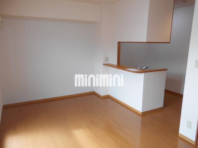 居室・リビング　広々としたリビングです。