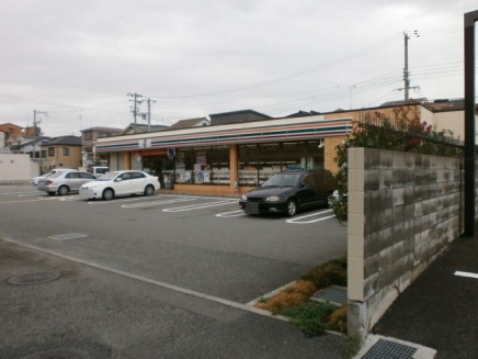 コンビニ　セブンイレブン尼崎南塚口町７丁目店（コンビニ）まで272m
