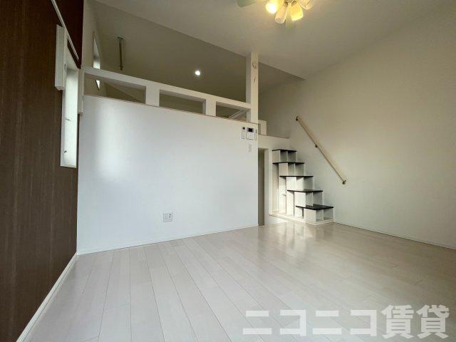 居室・リビング　同型タイプの為、現状を優先します。