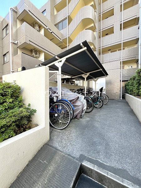 その他共有部分　駐輪場ございます。