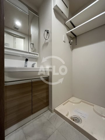 洗面設備　スペーシア江坂南金田　洗面台