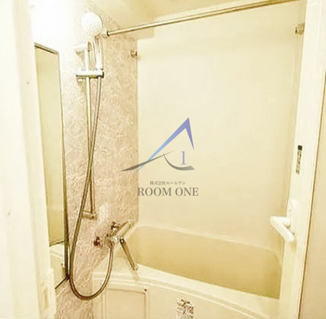 バス・シャワールーム　お風呂です。