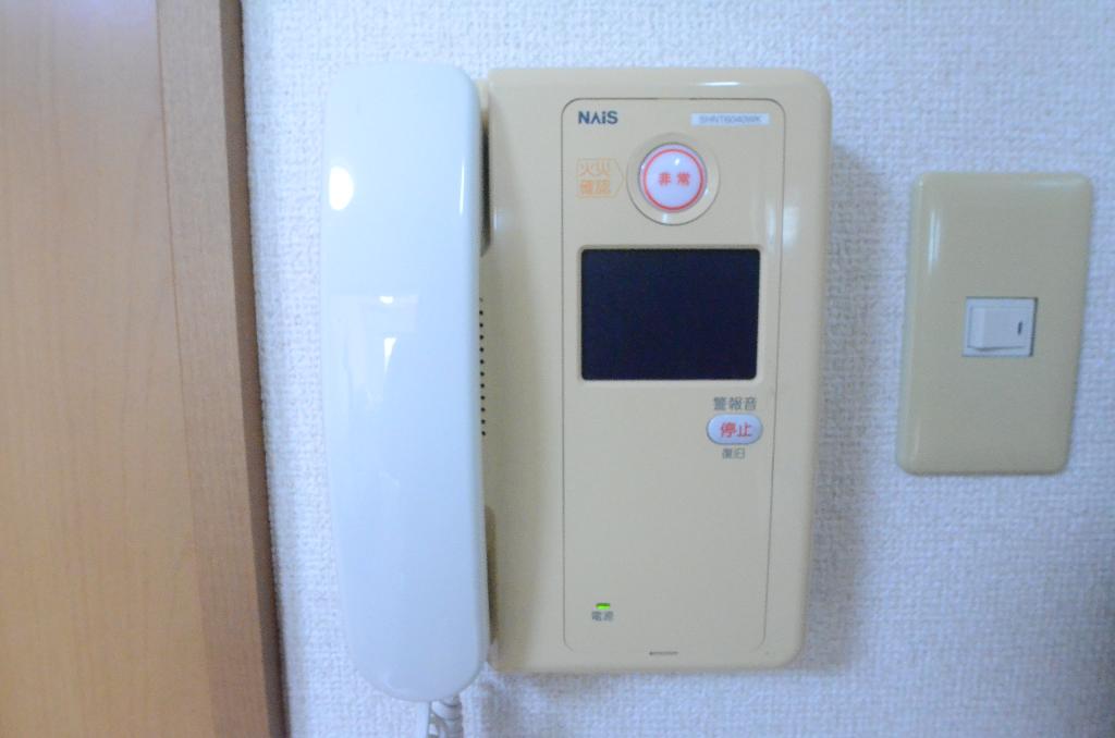 セキュリティ　カメラ付インターホン