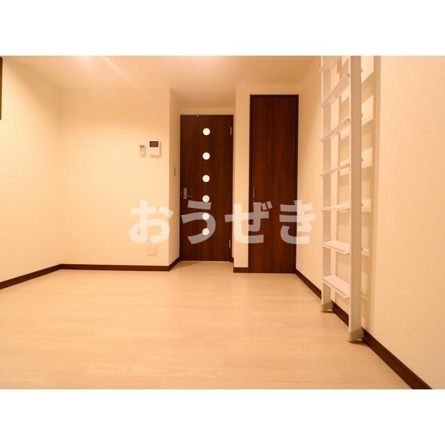 居室・リビング　?