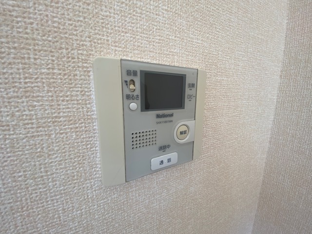 セキュリティ　反転した間取りの室内写真