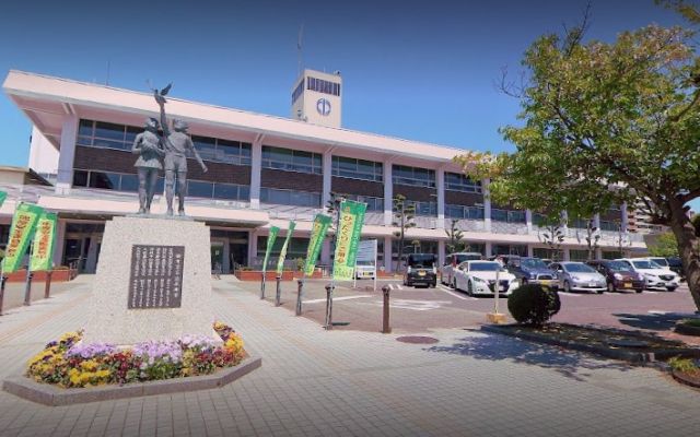 役所　寝屋川市役所（役所）まで335m