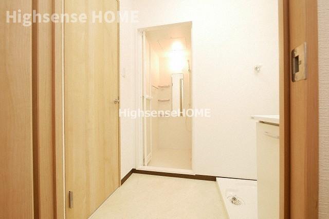 その他部屋・スペース　明るい色調の室内です