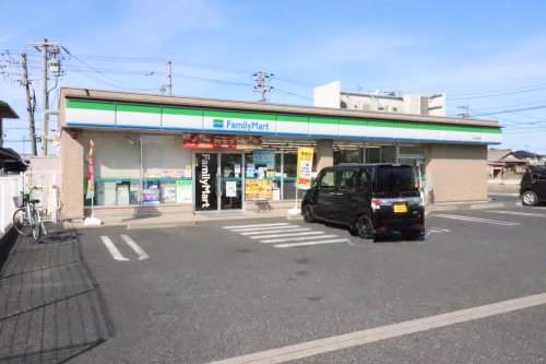 コンビニ　ファミリーマート 犬山若宮店（コンビニ）まで120m