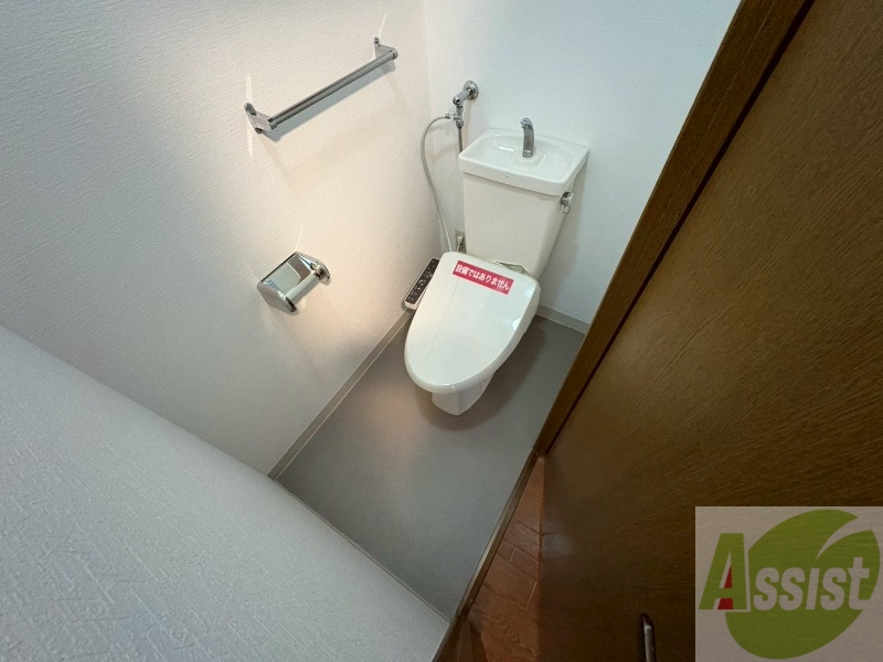 トイレ　トイレです。ウォシュレット付を探している方、おすすめです！