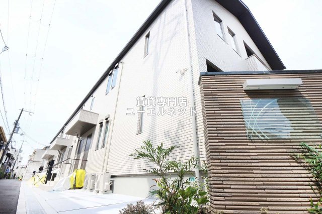 建物外観　シンプルで洗練されたデザインが毎日の暮らしに心地よさをプラス