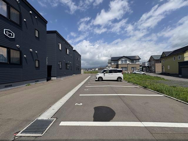 駐車場　駐車場