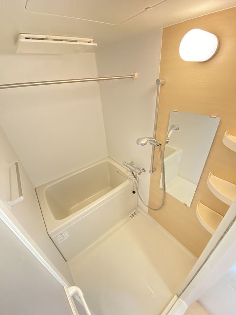 バス・シャワールーム　日々の暮らしに欠かせないお風呂です