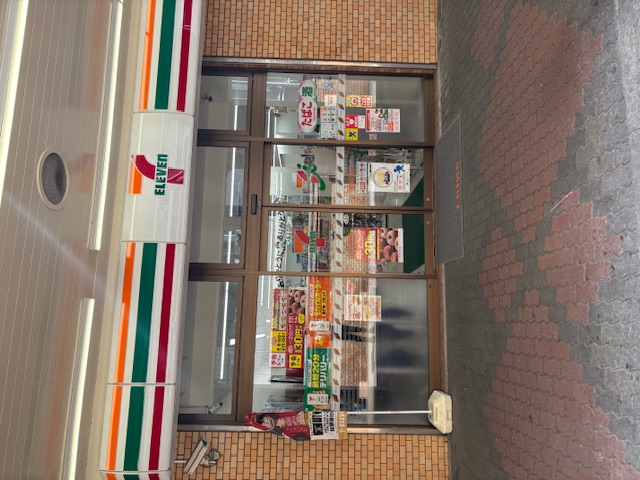 コンビニ　セブンイレブン川崎向河原駅前店（コンビニ）まで132m