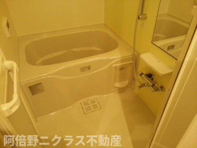 バス・シャワールーム　お風呂で日々の疲れを落としましょう