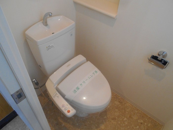トイレ　別部屋参考写真